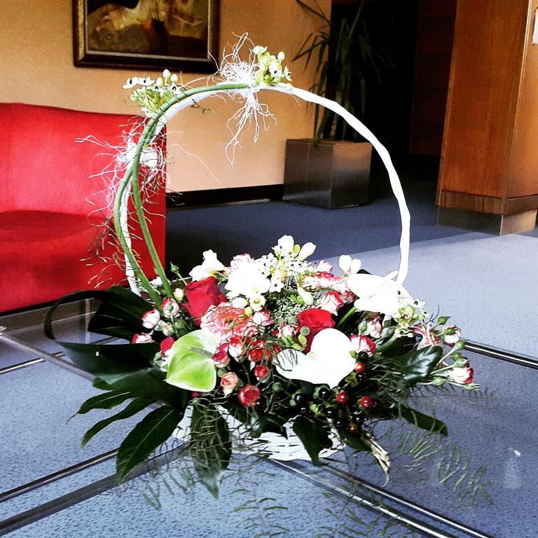 Park Hotel Green Europe Хасково Екстер'єр фото