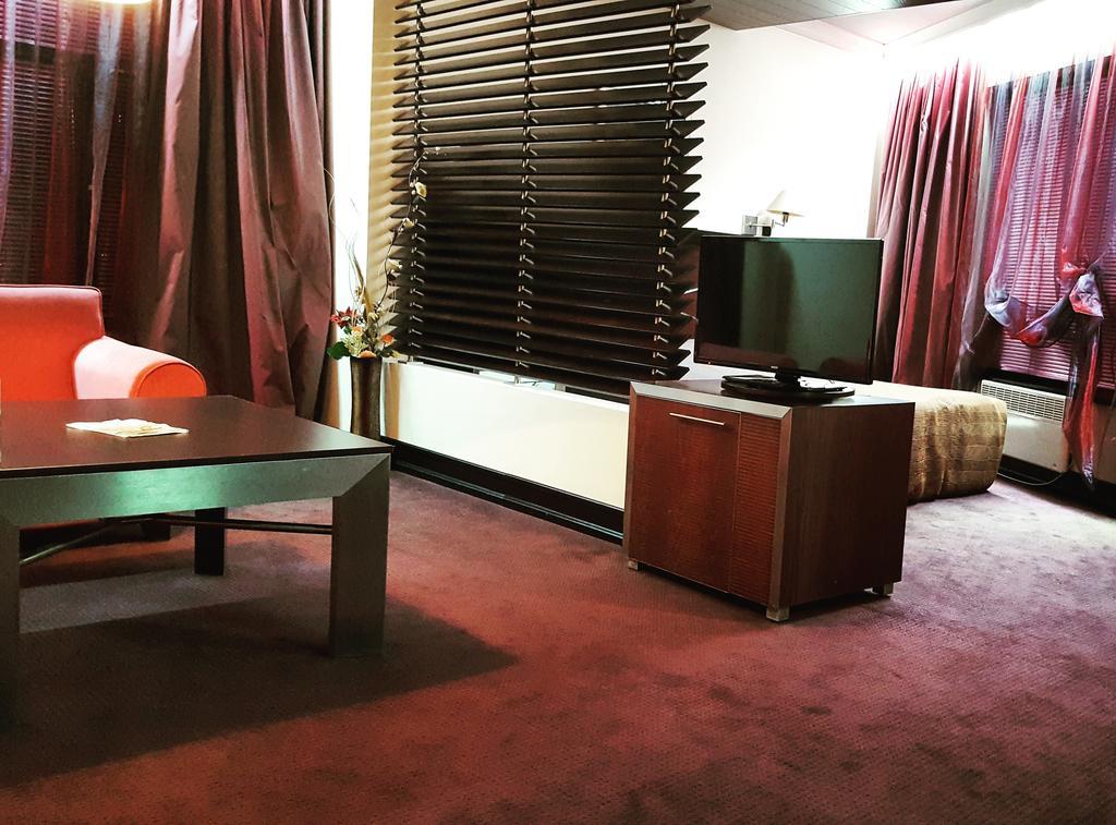 Park Hotel Green Europe Хасково Екстер'єр фото