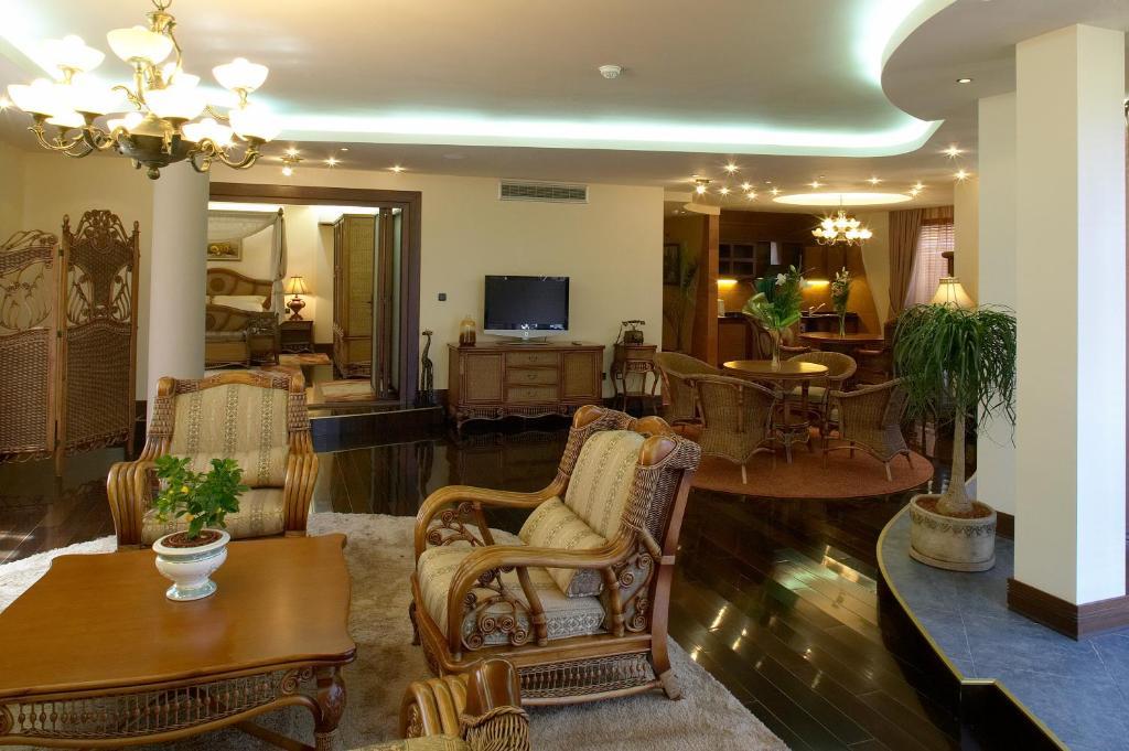 Park Hotel Green Europe Хасково Екстер'єр фото